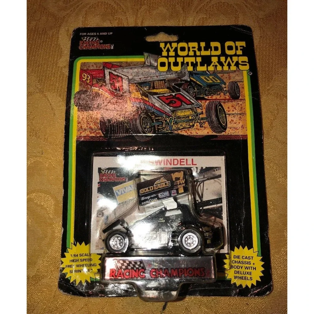 New RACING CHAMPIONS WORLD OF‎ OUTLAWS  JEFF SWINDELL #7 GOLD EAGLE 1/64 Scale